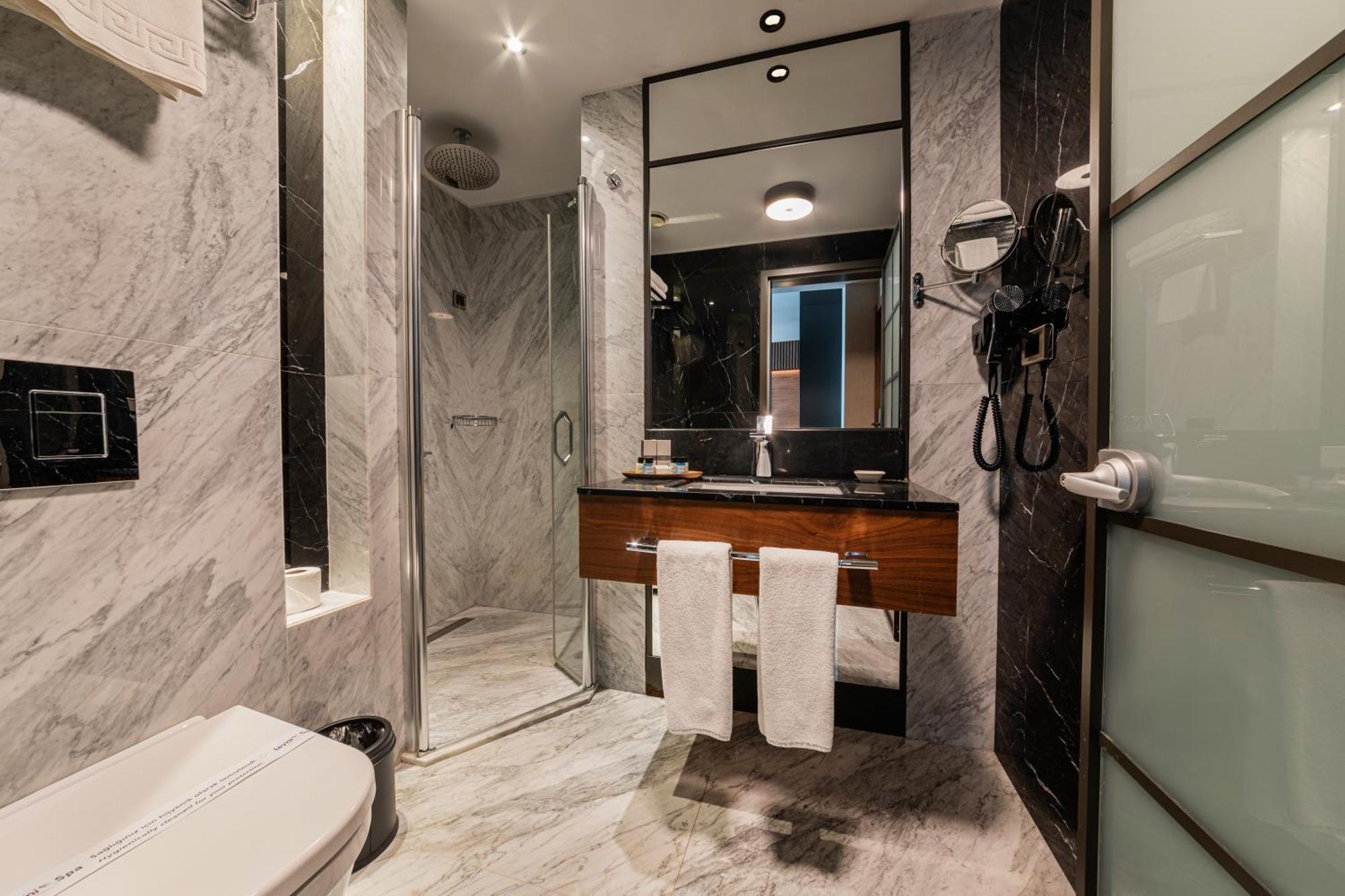 Levni Plus Hotel Istanbul Exterior photo